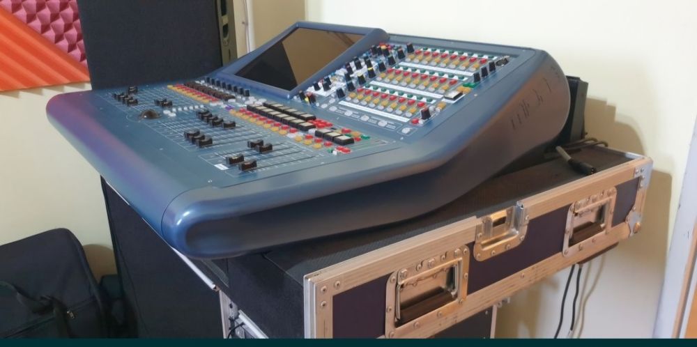 Midas Pro 2C-consolă audio