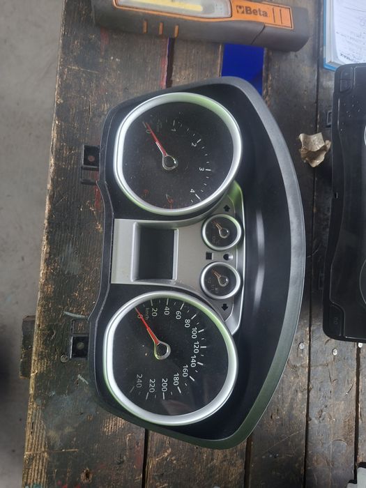 Ceas de bord Ford Focus II 1.6 disel