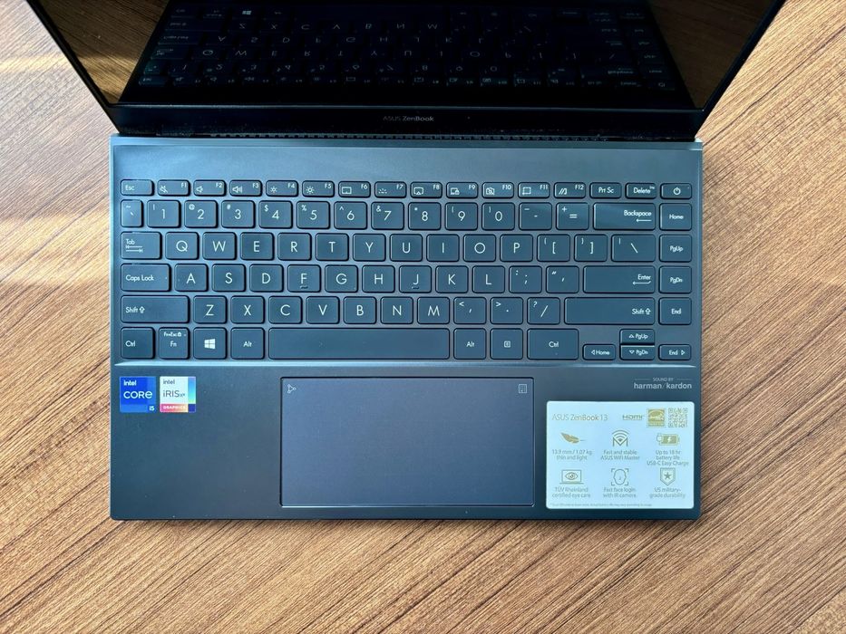 Laptop Asus Zenbook 13 OLED