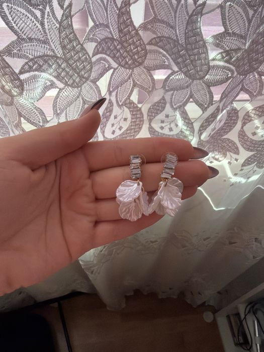 Серьги с заклёпкой