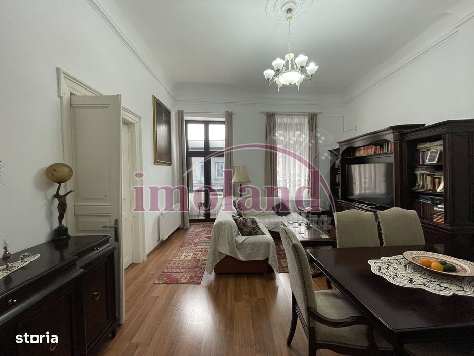 Apartament spectaculos de 4 camere într-o vilă cu farmec istoric pta V
