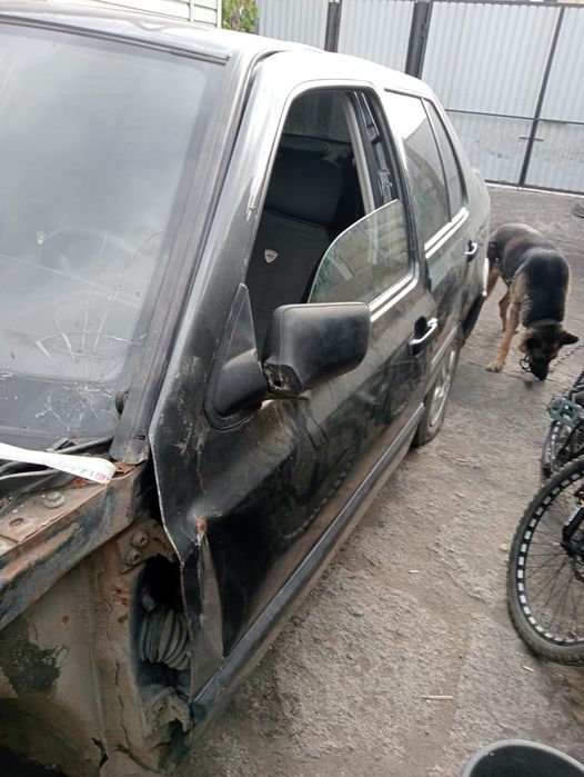 Продам запчасти на машину