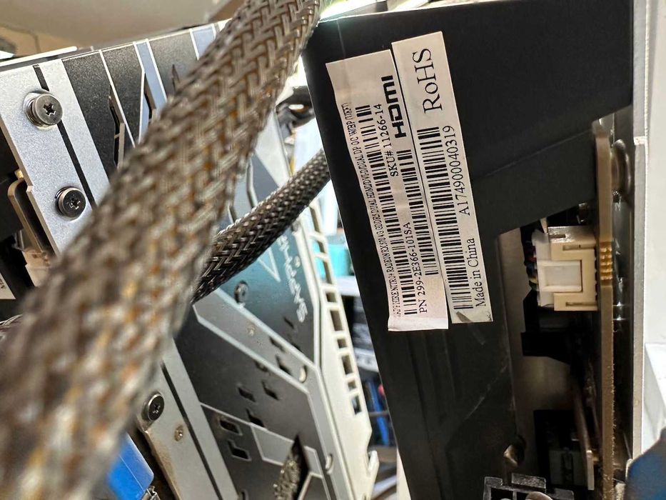 Mining RIG с 8 Карти GPU Sapphire RX570/580 4GB/8GB Карти