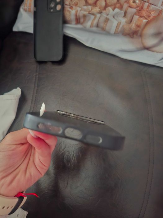 Vând huse Iphone 14 pro max și samsung a 32 5G