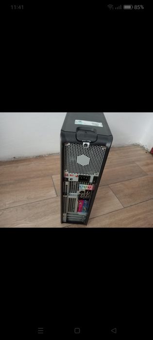 Vând sau schimb unitate Dell și tastatura prin bluetooth