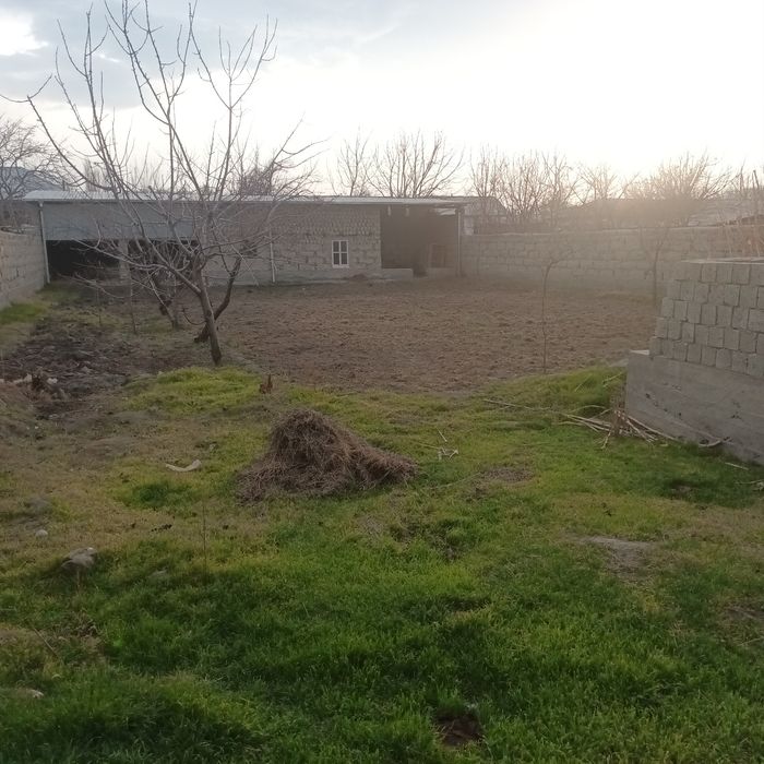 Продам недостроиний участок