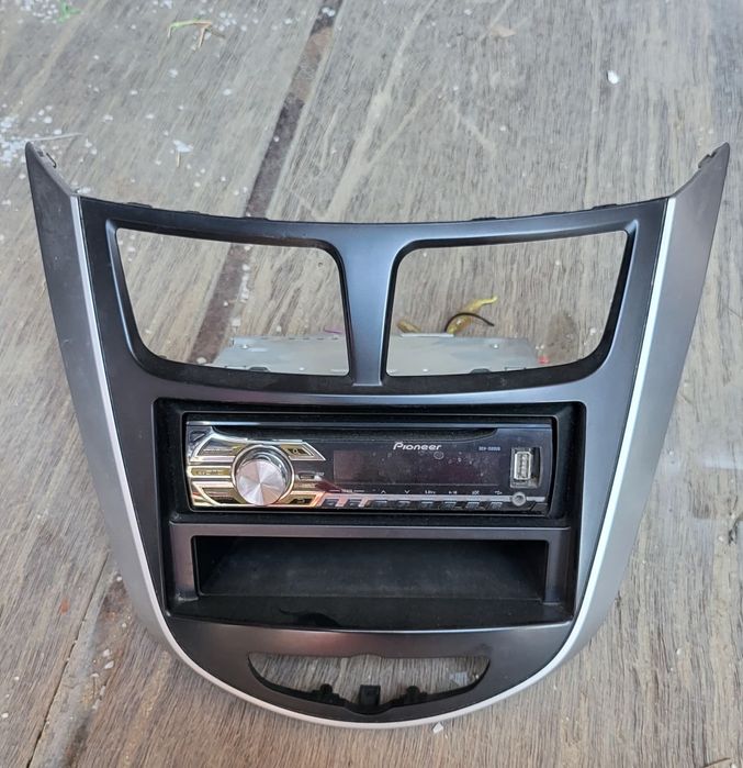 Автомагнитола Pioneer

DEH-1500UB