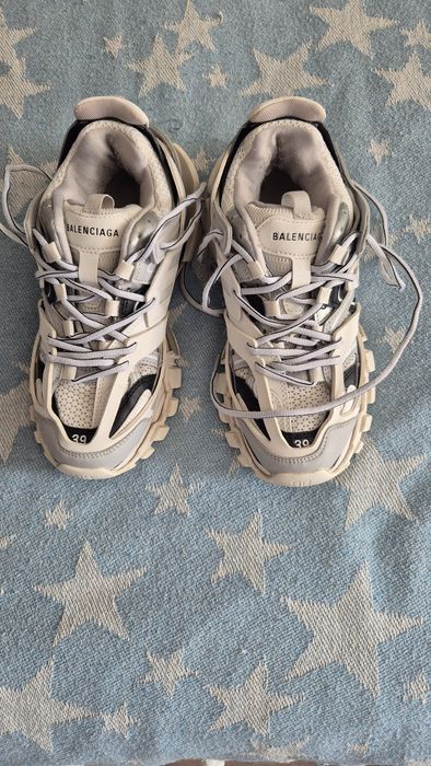 Balenciaga tract,39номер