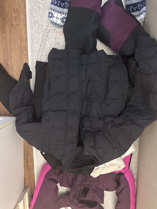 Продаю все куртки