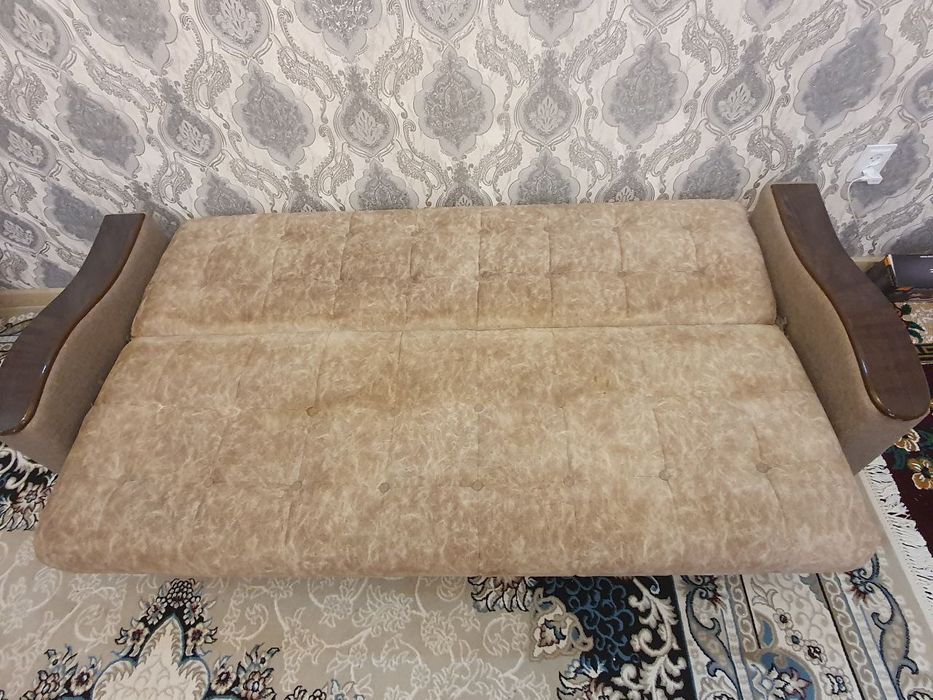 Divan sotilad rasiki