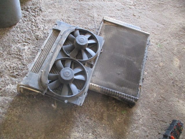Radiatoare apa ac ventilatoare Mercedes C180 W202 motor 1,8 benzina