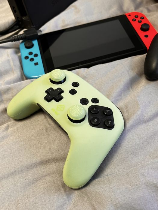 Vand nintendo switch+controller