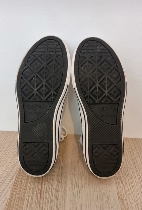 High top Converse
