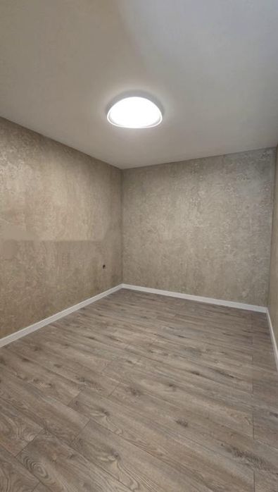 Продава се Тристаен апартамент в София, Борово - 114 кв.м за 3422 €/кв.м - Снимка #2