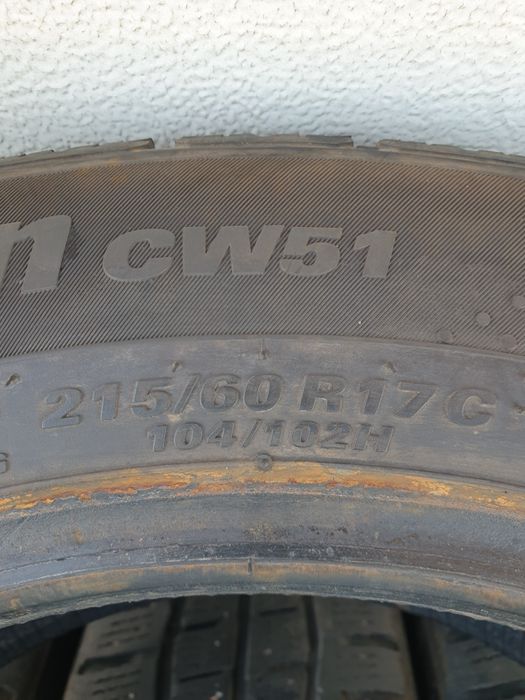 Зимни гуми за Бус 4 броя KUMHO Portran CW51 215 60 R17С дот 2720
