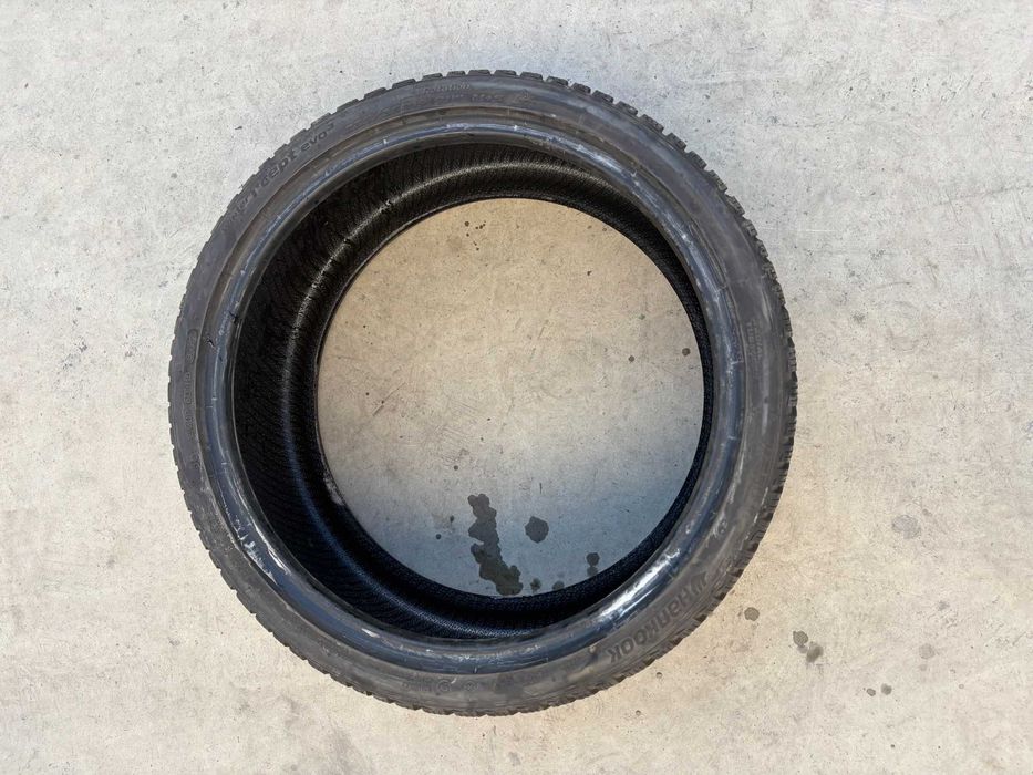 Hankook 235/35R19- Stare foarte buna, livrare rapida, garantie!