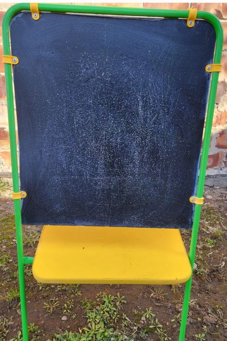 Продам Мальберт в хорошем состоянии.