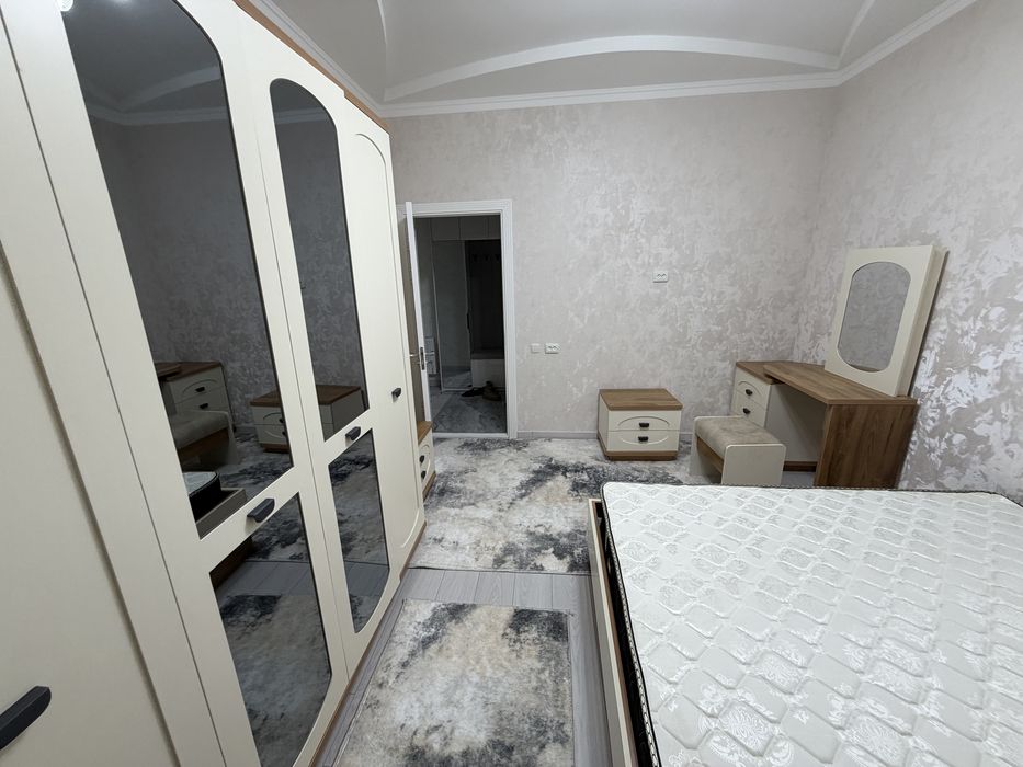 Gulistonda yangi qurilgan domda ideal rimontli dom