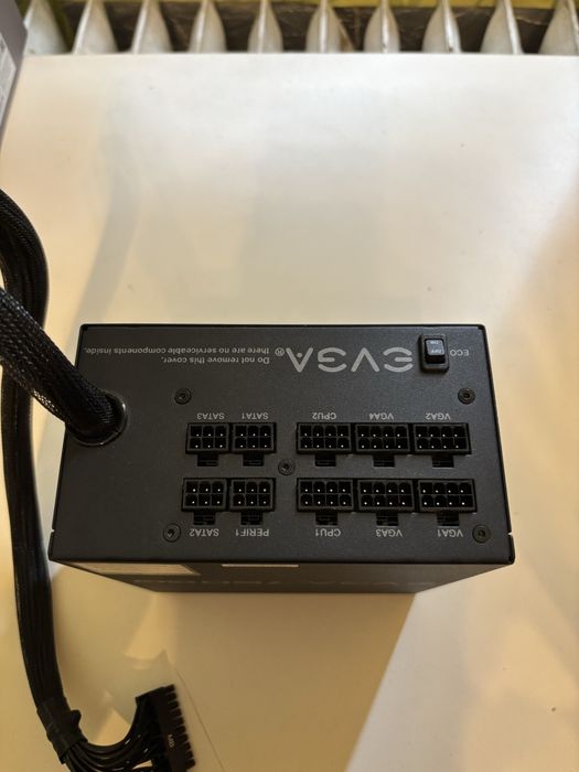 Захранване EVGA 750 GQ Gold я(полумодулно)