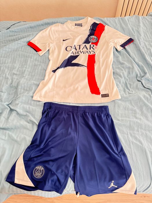 Футболен Екип ПСЖ