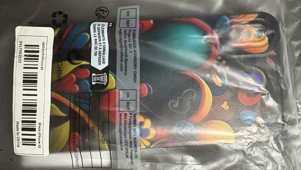 Чисто нови кейсове за iphone  XS, в оригинални опаковки, неразпечатени