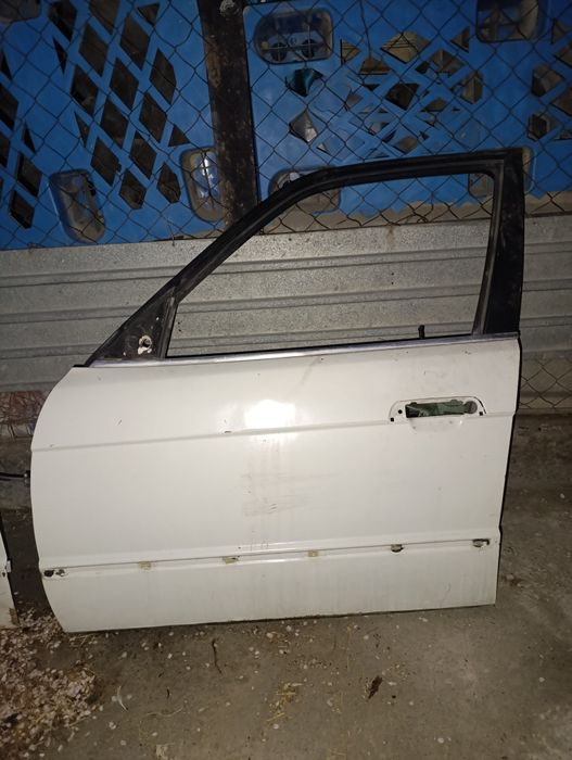 Двери на БМВ е34