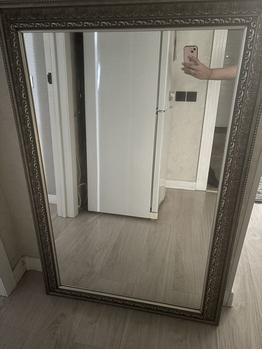 Продам зеркало в багете