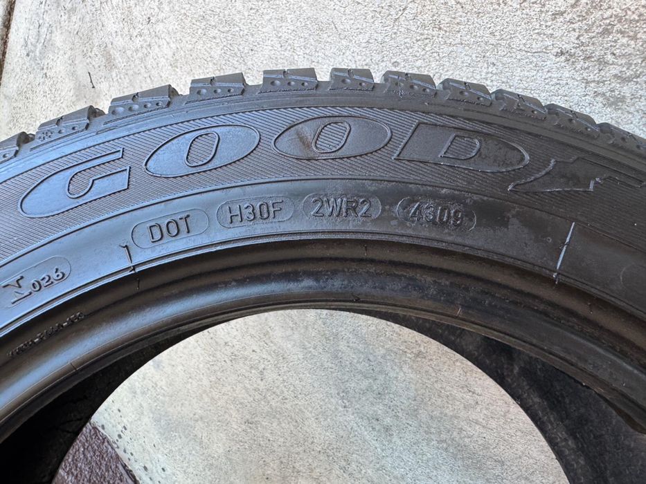 Anvelopa 205/55R16 Goodyear Eagle Vector M+S