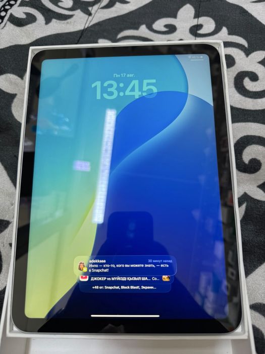 ipad A16 Pihone Apple