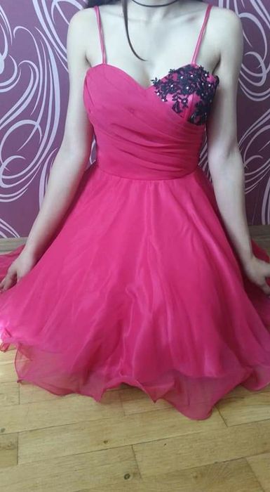 Прекрасна рокля за вашия повод