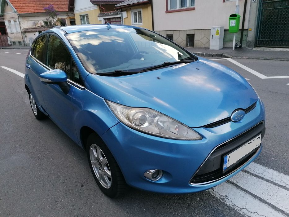 Masina de familie super preț 1999 Euro