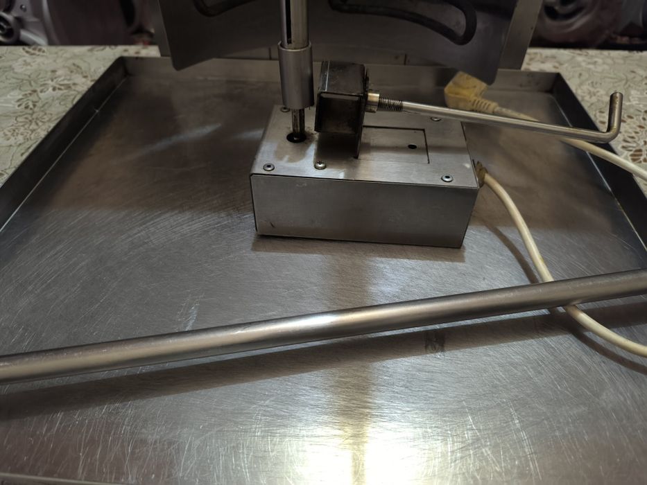 Гамбург пиширадиган аппарат сотилади