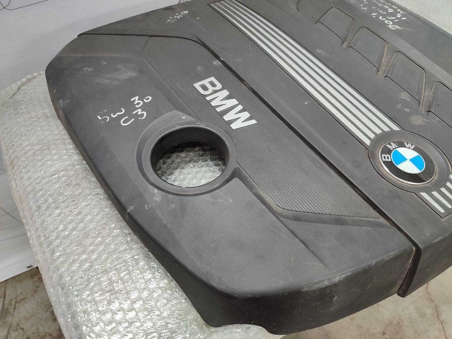 Capac Motor BMW Seria 5 (F10, F11) 2009–2016 / Cod OEM 7802847 (4B2)
