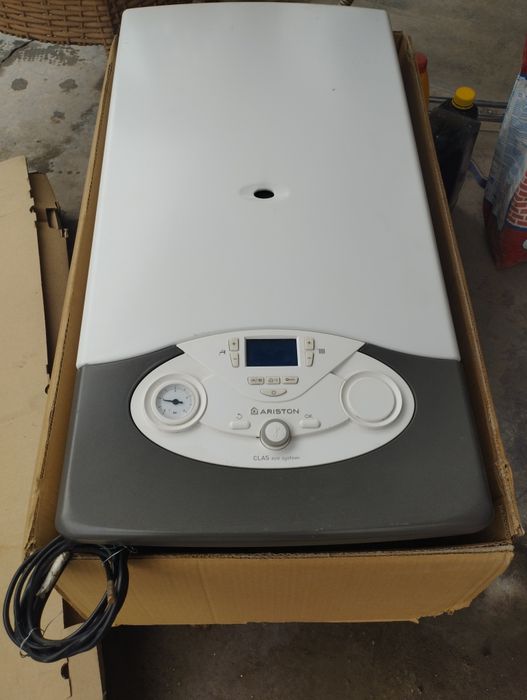 Одноконтурный котел Аристон 24квт