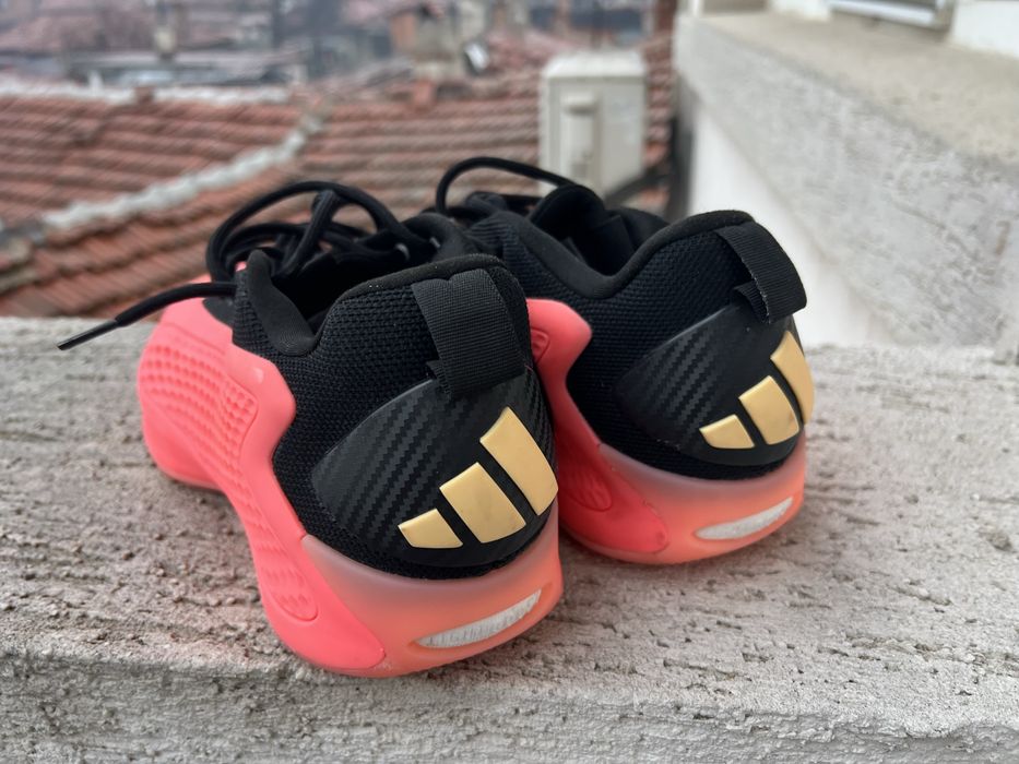 Adidas A.E 42 2/3 Low Boost