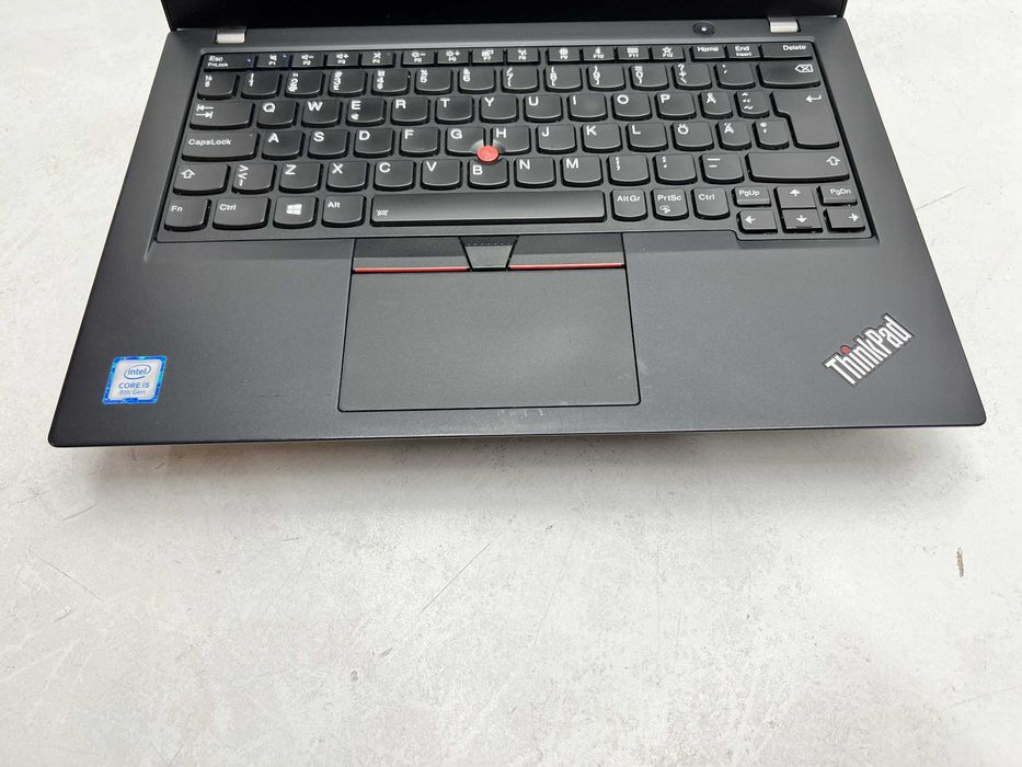 Реновиран лаптоп Lenovo ThinkPad X280 12.5" i5-8250U4 16GB 510GB