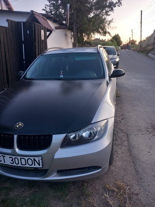 Vând bmv e 90 pornește la sfert