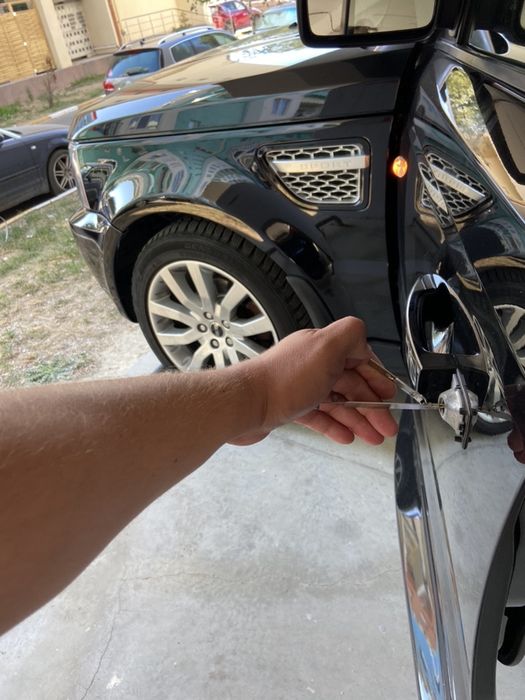 Deblocari auto usi  Constanta 08:00-20:00