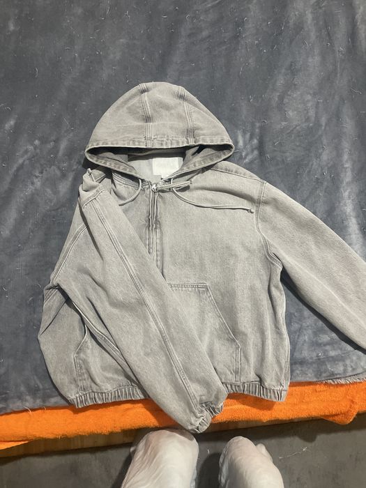 Продам джинсовую куртку от zara