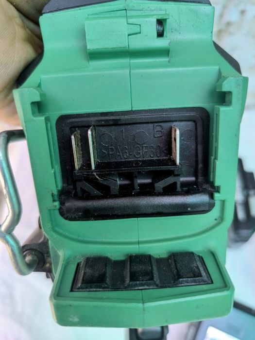 Акумулаторен такер за пирони Hikoki NT1850DBSL 50 мм