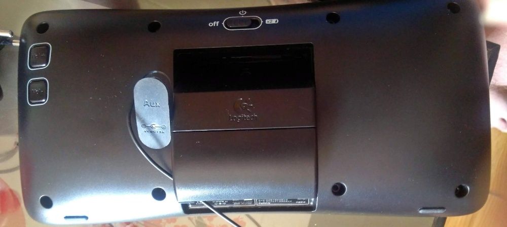 докстанция Logitech S315i