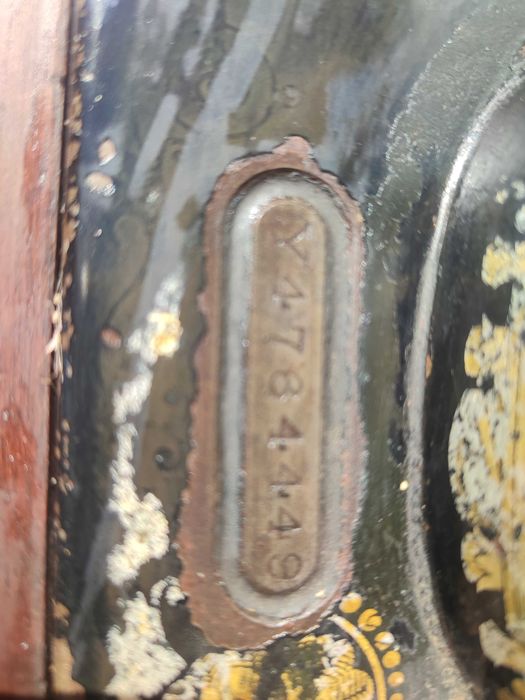 Mașina de cusut Singer