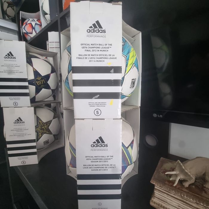 Colecție mingi originale noi