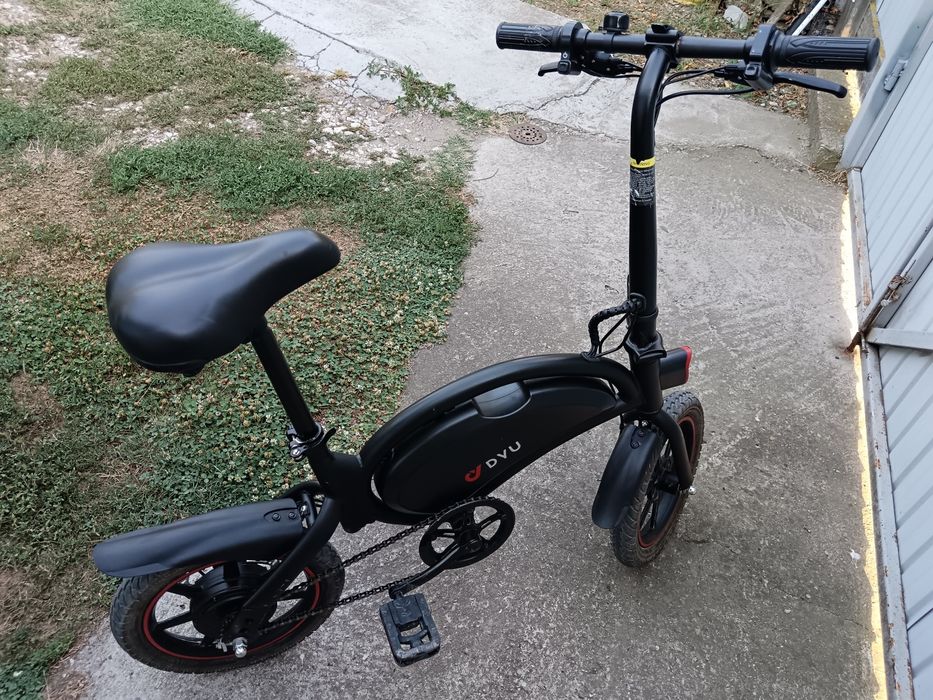 Bicicleta electrica DYU, accelerație, pilot automat, autonomie cca 45km