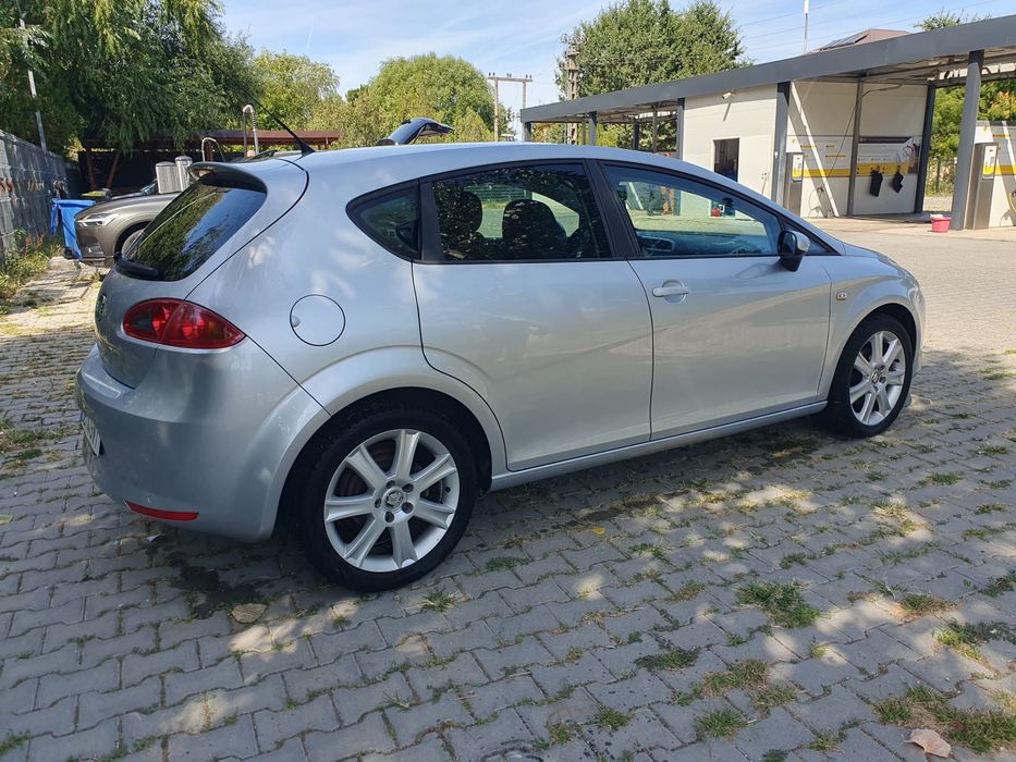 SEAT Leon 2008 — imagine 3
