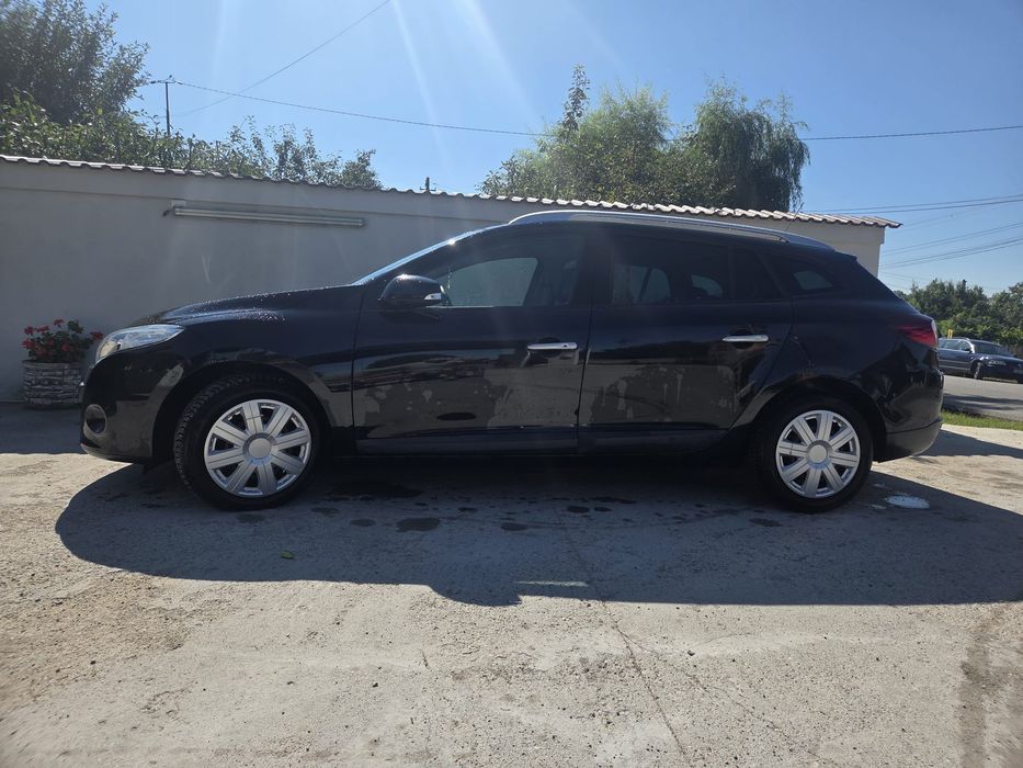 RENAULT Megane 2011 — imagine 3