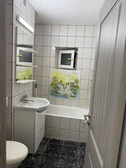 Inchiriez apartament cu 3 camere stadionul faru