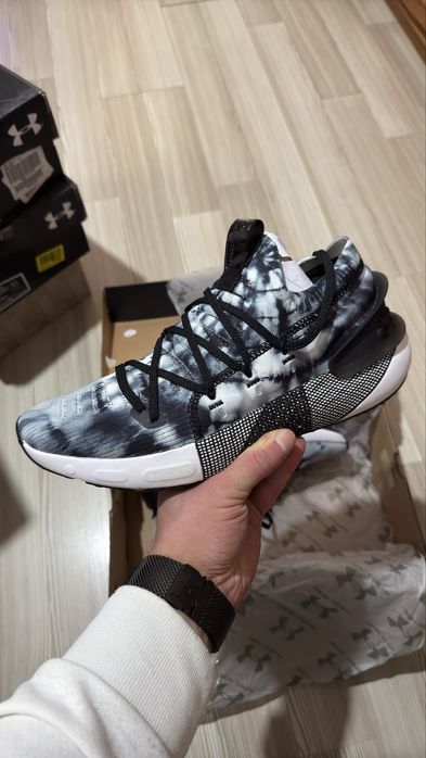 Under armour hovr phantom 3 dyed marimea 45