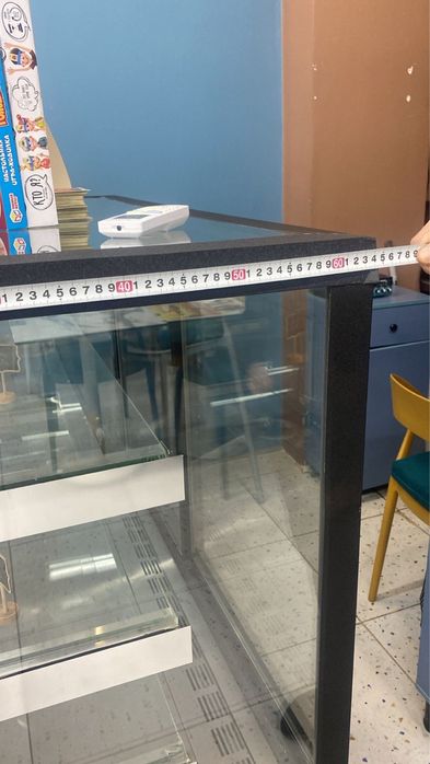 Витринный холодильник