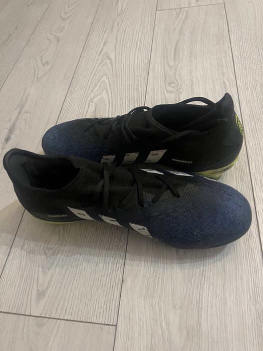 Бутсы adidas predator. US-10